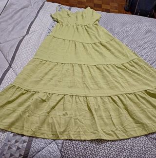 VESTIDO LAR-MAX HOMBROS Y ESPALDA AL AIR