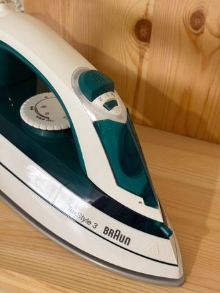 Ferro a vapor BRAUN TexStyle 3 Ceramic