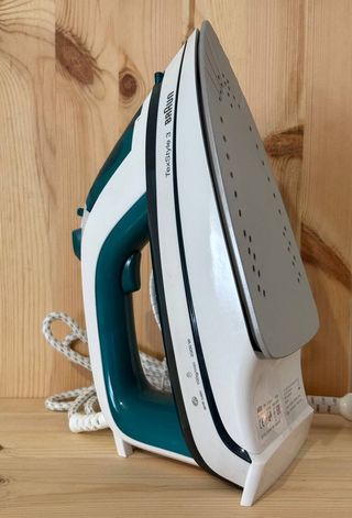 Ferro a vapor BRAUN TexStyle 3 Ceramic