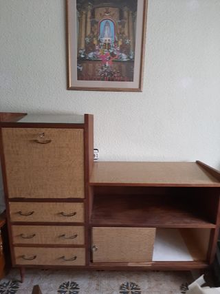 REBAJADO ;Mueble antiguo y vintage  mueble bar.