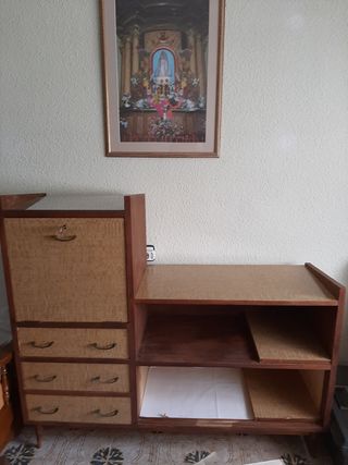 REBAJADO ;Mueble antiguo y vintage  mueble bar.