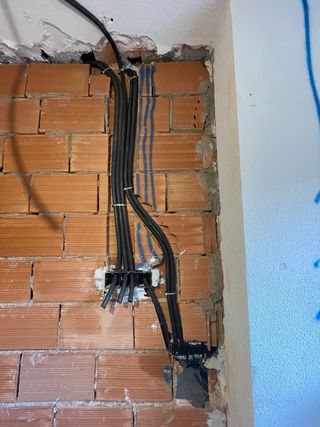 Electricista autorizado 632426340