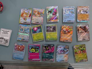 Carte Pokémon Evoluzioni prismatiche