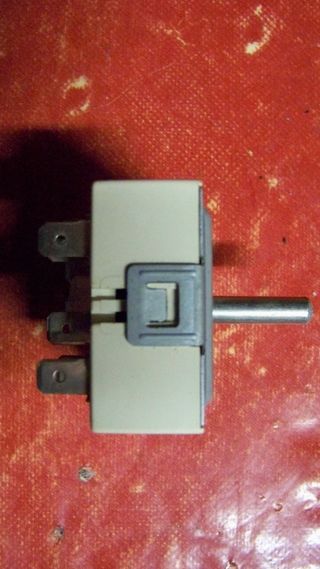 CONMUTADOR REGULADOR HORNO VITRO TEKA ELECTROLUX