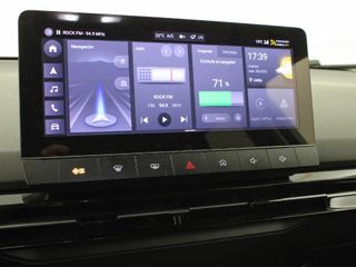 MG MG4 64KWH LUXURY MY24