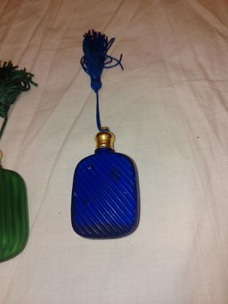 Vendo 3 bottiglie di profumo vuote