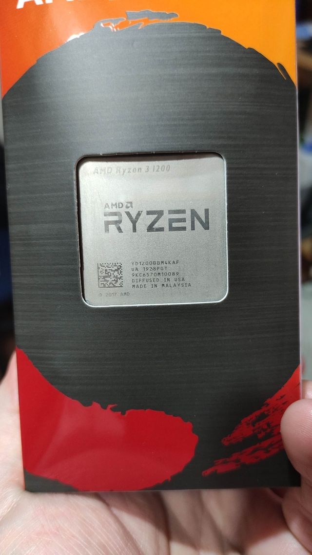 Processore CPU AMD Ryzen 3 1200af