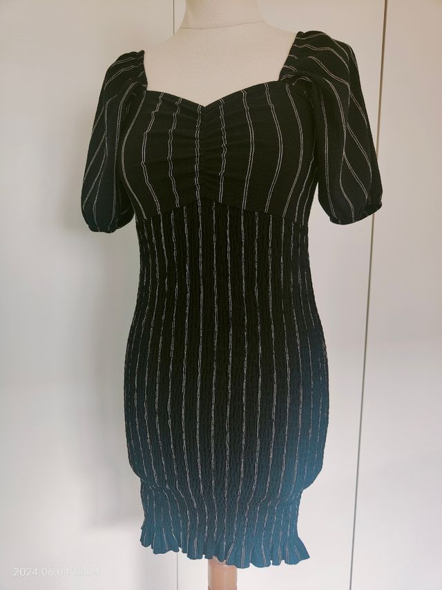 Vestido NUEVO negro raya fina crema S 36 M38