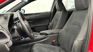 Lexus UX   2.0 250h Premium 