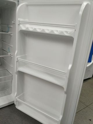 Nevera Bajo encimera Nevir NUEVA.