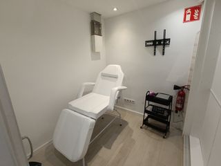 Salón de belleza en alquiler sin traspaso