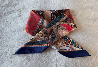 Foulard L’Officiel a fantasia in seta
