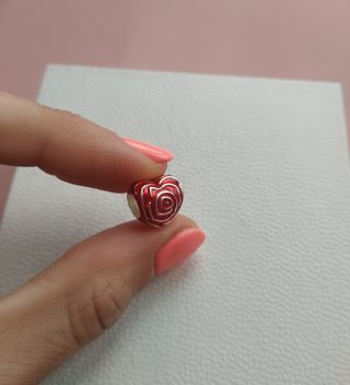 Charm corazón de rosa