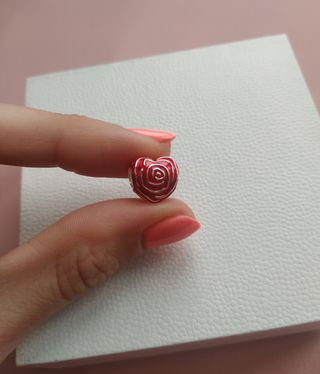 Charm corazón de rosa