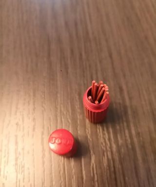 Caja Antiguos Tubos Portaminas JOVI