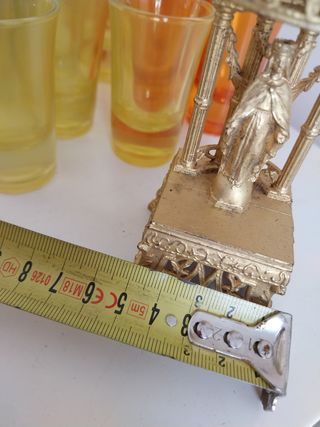 Statuetta in metallo