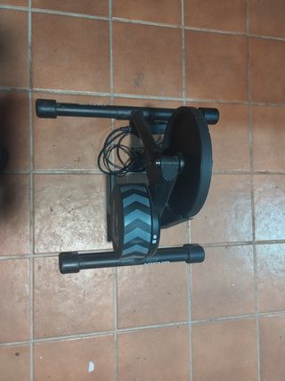 Rodillo Wahoo kick core 
