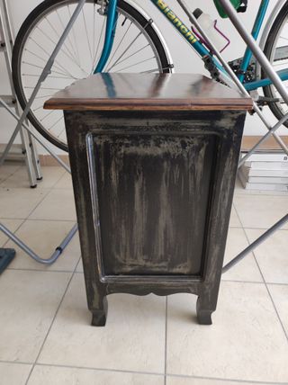 Cassettiera/comodino in legno di acacia e mango