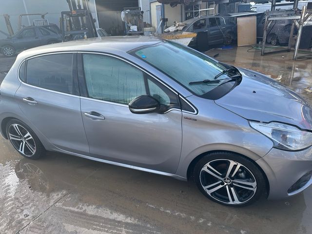 DESPIECE PEUGEOT 208 DIESEL AÑO 2018