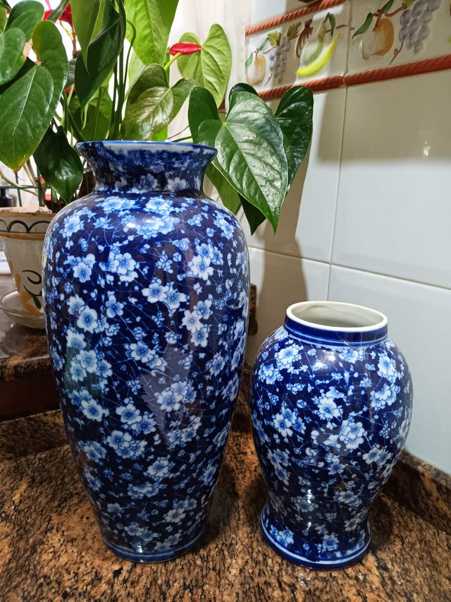 Pareja de jarrones cerámicos - estilo oriental