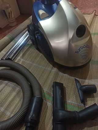 Aspirador Turbospin 1700 Watts