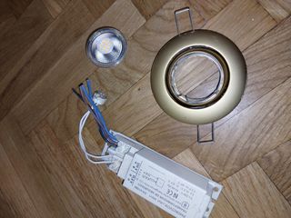 Spot dorado SET con transformador 50w