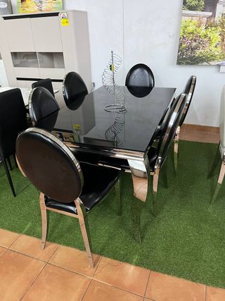 HERMOSA MESA COMEDOR DE LUJO