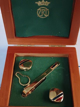Conjunto alfiler y gemelos