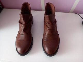 Stivaletti finta palle marrone