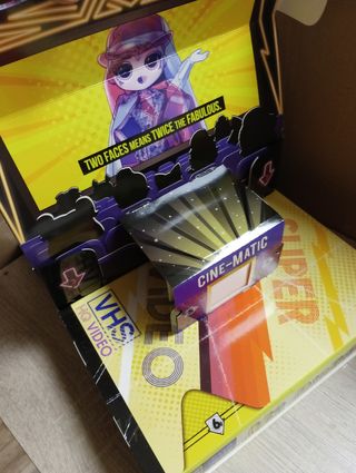 Muñeca de moda Ms.Direct LOL SURPRISE