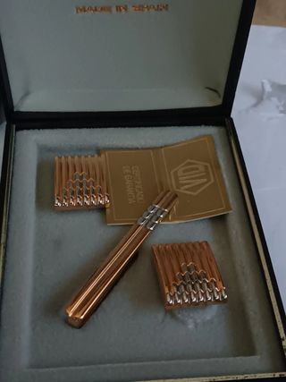 Conjunto de alfiler y gemelos