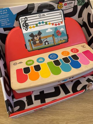 Baby eistein piano madera