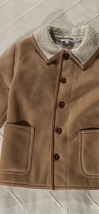 Abrigo de niño para el invierno