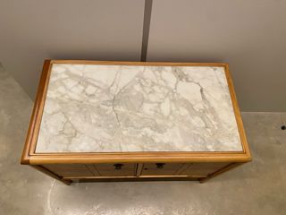 Mesa inglesa de madera y marmol 