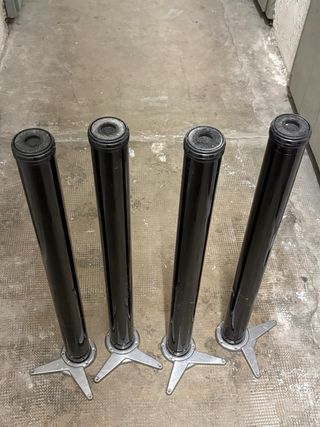 Gambe regolabili per tavolo o mensola