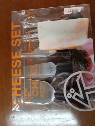 Set coltelli per formaggi
