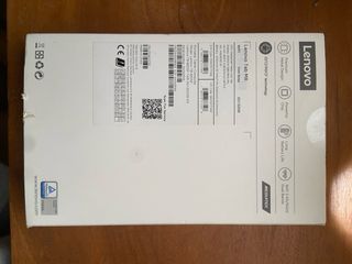 Tablet Lenovo M8 2GB con funda