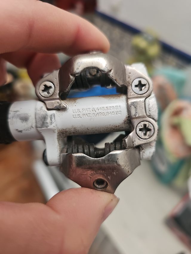 Pedales automaticos shimano