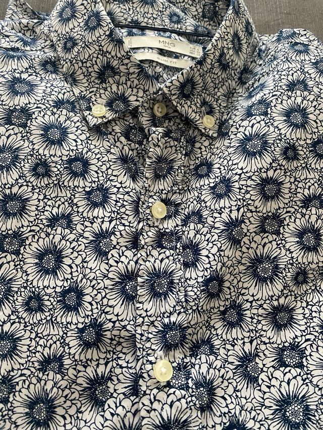 Camisa flores Mango