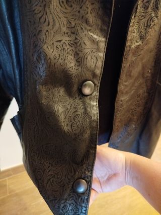 Chaqueta cuero basilio herrero 
