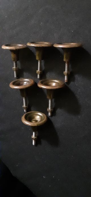 6 Pomos bronce macizo. Tiradores antiguos.