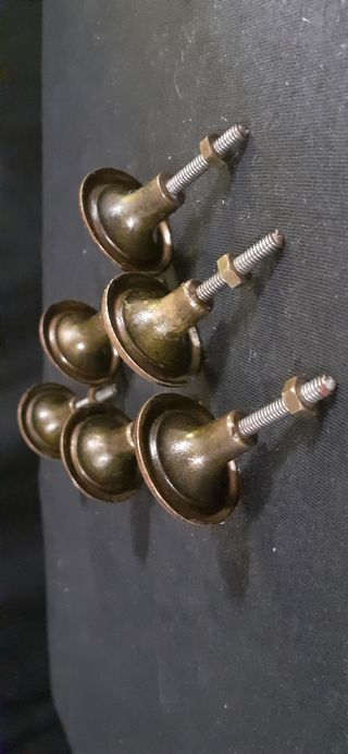 6 Pomos bronce macizo. Tiradores antiguos.