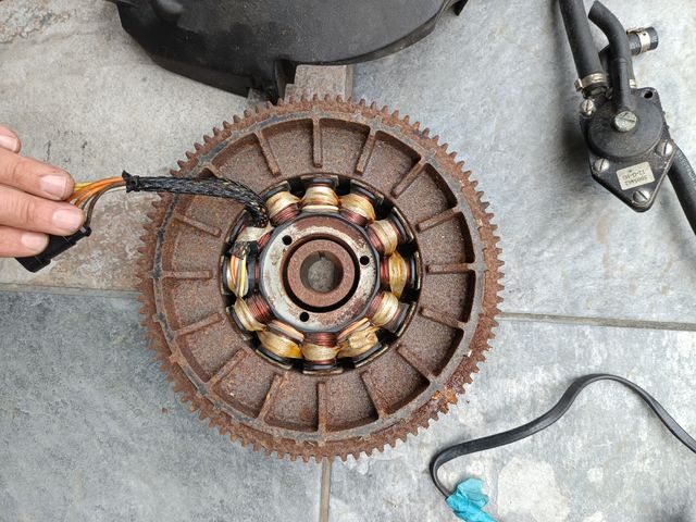 Despiece fueraborda evinrude etec 75