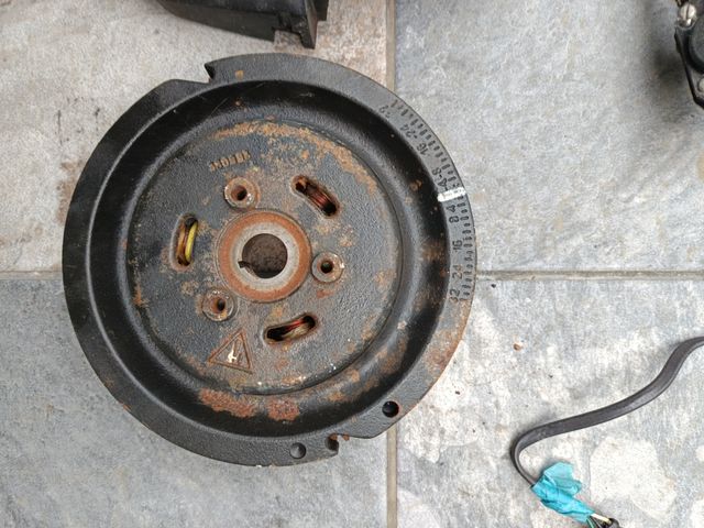 Despiece fueraborda evinrude etec 75