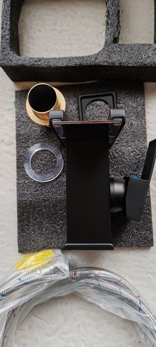 Miscelatore per lavabo