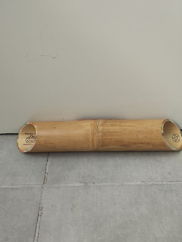 Altavoz de bambú para móvil