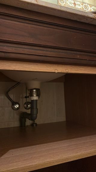 Urge vender Muebles pino baño