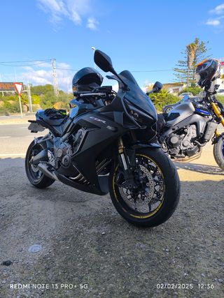 Honda CBR 650 r
