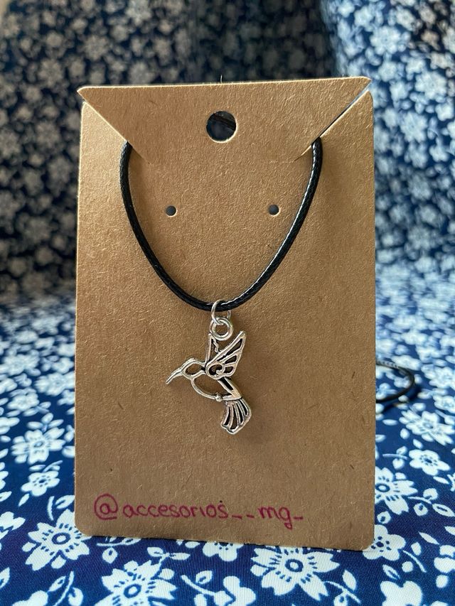 Conjunto pendientes y colgante con cordon pajaro