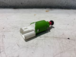 Interruptor sensor pedal mercedes citan